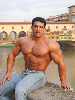 Incredible Euro body builder Tarek looks perfect from head to toe as he flexes